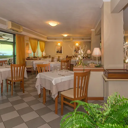 Siesta Hotel