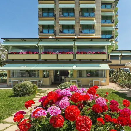 Siesta Hotel 3*