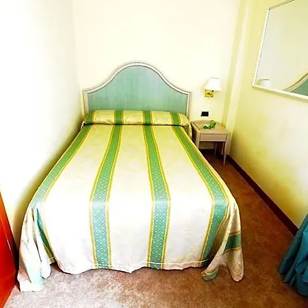 Hotel Siesta 3*
