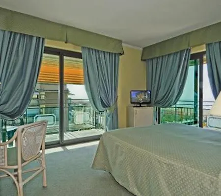Hotel Siesta Lido di Camaiore