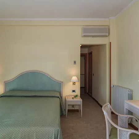 Hotel Siesta Lido di Camaiore
